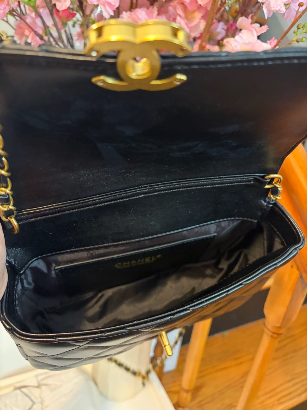 RARE VIP QUILTED CROSSBODY / SHOULDER BAG